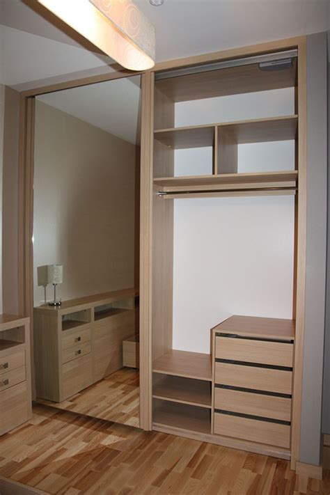 Шкаф-купе (скрытого монтажа) на заказ в Киеве недорого - Stim-Group