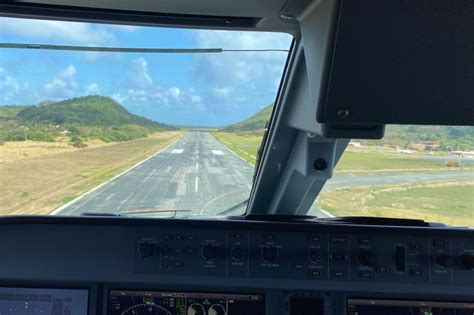 Quase dois anos de obras e o Aeroporto de Fernando de Noronha ainda não