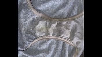 Quiero Ver Una Gran Polla Y Correrse En El Sujetador Y Las Bragas De Mi Esposa Xvideos