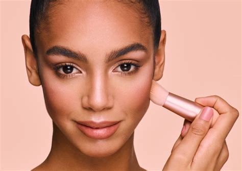 Unisciti Alla Moda Del Nude Look La Tua Milano Magazine