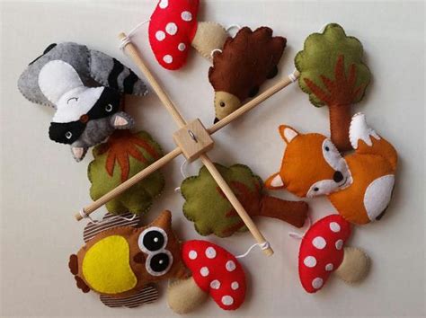 Мобиль своими руками из фетра