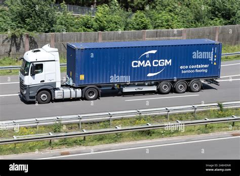 Logotipo De La Empresa Cma Fotograf As E Im Genes De Alta Resoluci N