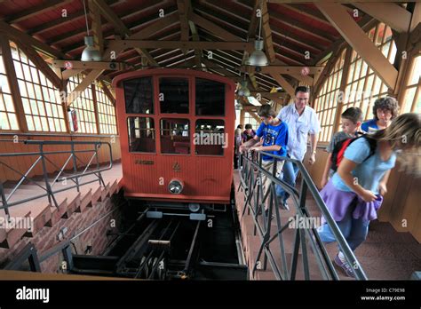 Heidelberger Bergbahn Funicular Railway Hi Res Stock Photography And