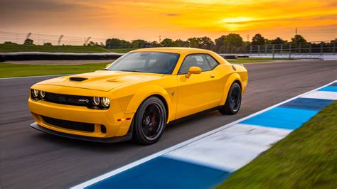 2018 Dodge Challenger Srt Hellcat Widebody 6 Wallpaper Hd Car