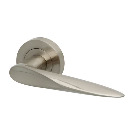 Intelligent Hardware Oxford Round Rose Satin Nickel Lever Door Handle