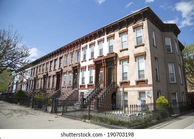 568 Bedford stuyvesant brooklyn Images, Stock Photos & Vectors ...