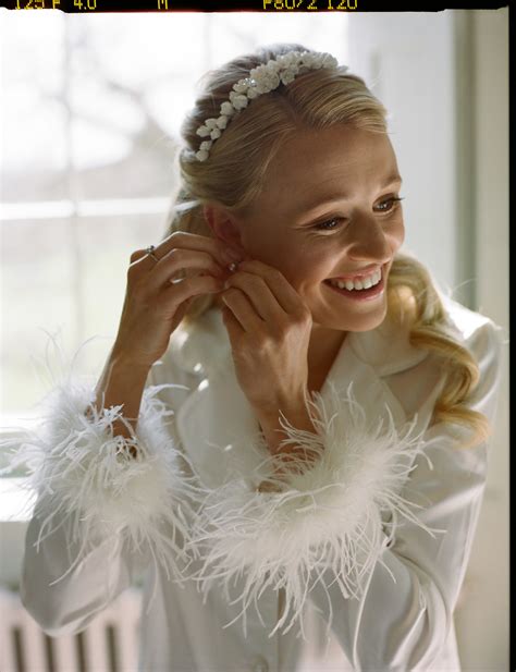 How to use pearls on your wedding day and what they mean