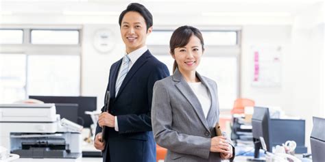 【中小企業編】あなたが秘書としてお仕事をするなら……大企業or中小企業どっち！？ Hisholio ヒショリオ 『秘書の仕事に正解はない』