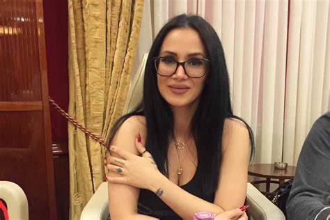 Χριστίνα Ορφανίδου Έφυγα από την Ελλάδα λόγω revenge porn