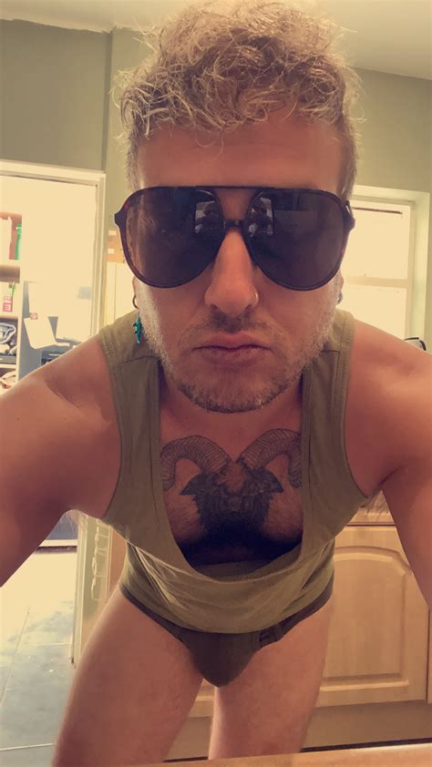 On Twitter Honestly Need The Most Slutty Sunday Sex To Get Throw Me Into Nap Mode