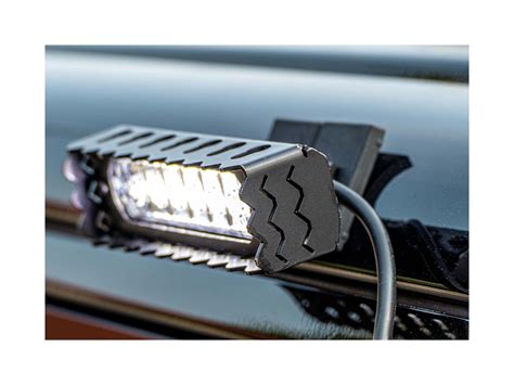 L52 Handhållen söklampa | Sverige