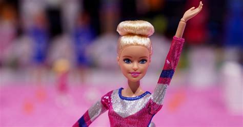 Barbie Vagina Was steckt hinter dem Schönheitstrend