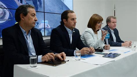 Unos Barras Argentinos Tienen La Entrada Prohibida A Partidos Del