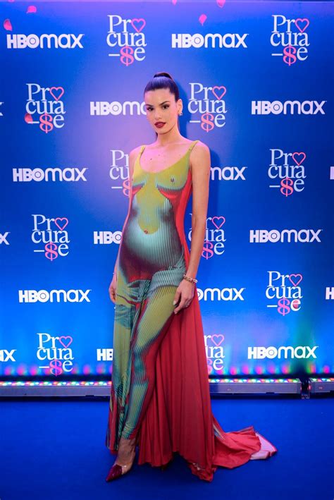 Foto O vestido naked de Camila Queiroz é da collab entre Jean Paul Gaultier a Y Project