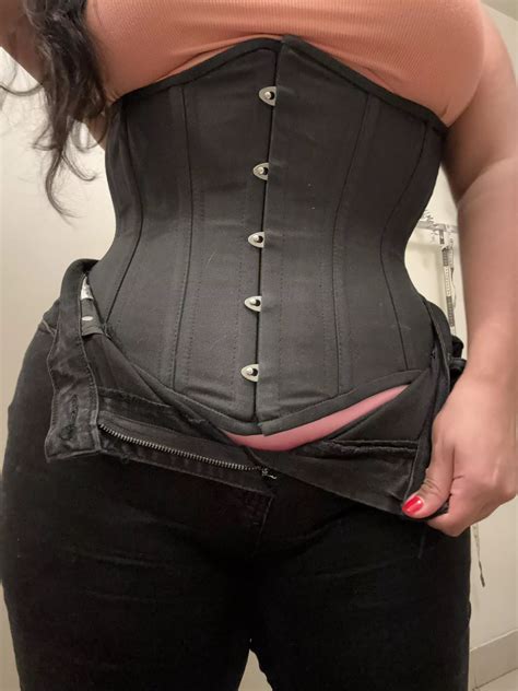 Hourglass Shaped Nudes Corsetsnsfw NUDE PICS ORG