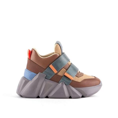 Space Kick Nude Sneakers Sneakers Fashion Trending Sneakers