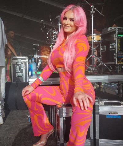 Clean Bandit Grace Chatto Gracechatto Nude Fapullo