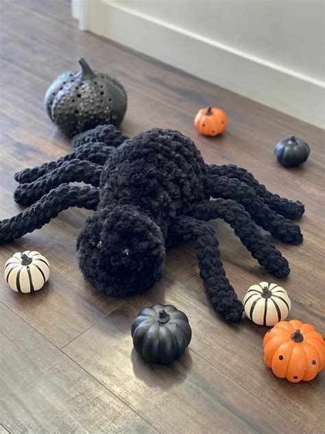 Free Crochet Spider Patterns Halloween Decorations Craftsy