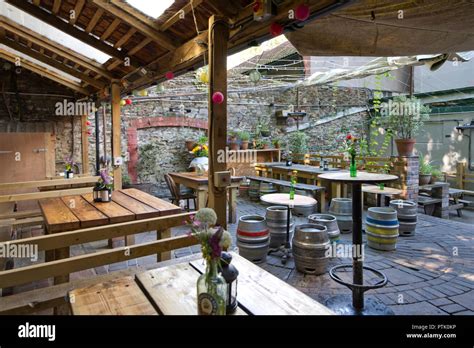 The Volunteer Inn Broad Weir Bristol Uk Stock Photo Alamy