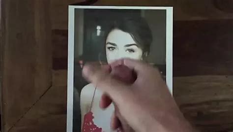 Maisie Williams Cum Tribute 1 Gay Man Porn XHamster