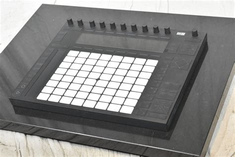 Yahoo オークション Ableton エイブルトン Midiコントローラー Push2