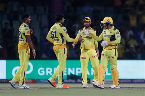 Pathirana Theekshana Impress As Csk Roar Into Playoffs