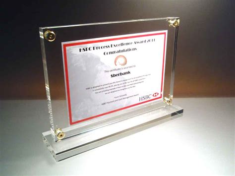 Рамки из акрила