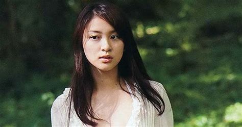 Emi Takei Biography And Latest Bikini Pics Gallery Best Pics For Hot Sexy Models Actress Nude