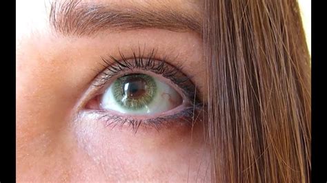 FRESHLOOK COLORS GREEN - YouTube