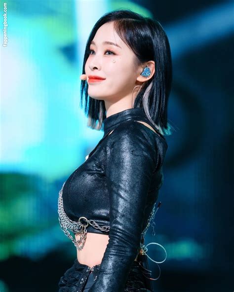 WomenK Pop Nude The Fappening Photo FappeningBook