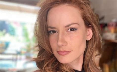 Altair Jarabo presume su curvilínea figura luciendo mini bikini Fama