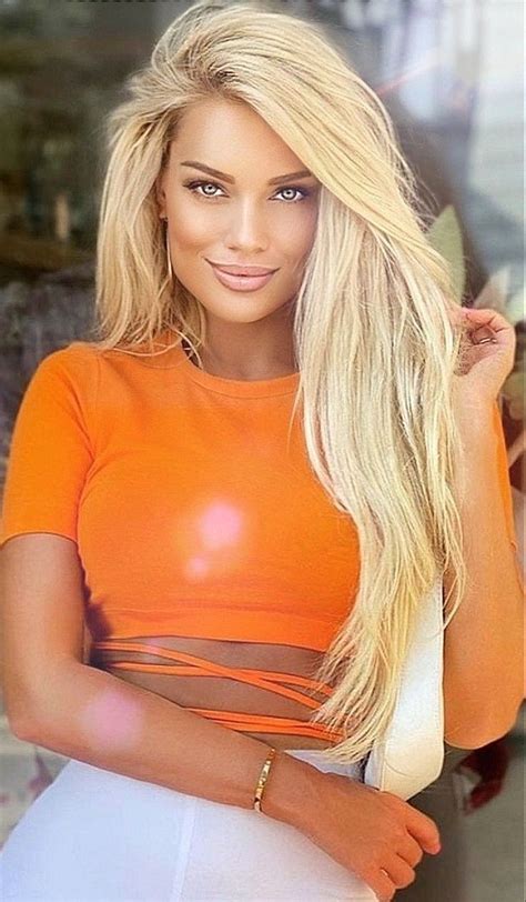 Pin By Caminante77 On Beauty Face App In 2022 Gorgeous Blonde Most Beautiful Women Beautiful