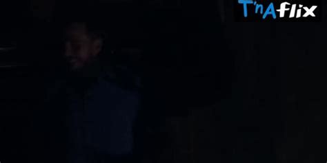 Karen Rowe Breasts Bikini Scene In Como Dice El Dicho Tnaflix