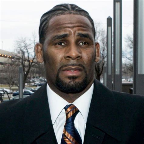 R Kelly Net Worth Biography Wife Career Facts 2025 Ngnews247