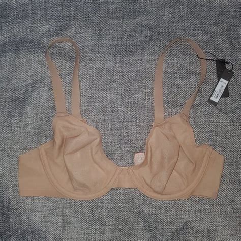 SKIMS Intimates Sleepwear Nwt Skims B Naked Underwire Bra Honey Poshmark