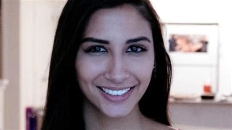 Tinder Woman Becomes Porn Star After Joining Dating App News Au Australias Leading