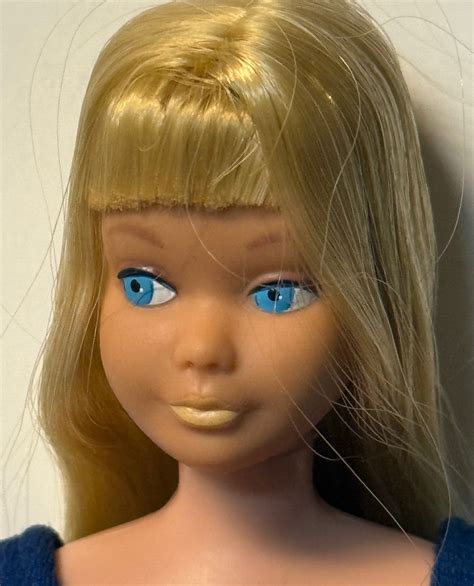 Vintage Bent Knee Skipper Doll Blonde In Original Swimsuit Doll Peddlar