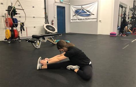 Fitnessfriday Ι Static Hamstring Stretch