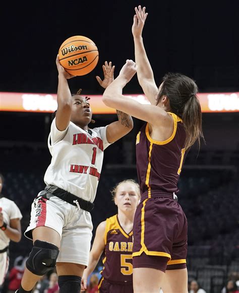 Class 1A Girls semifinal: No. 1 Spring Garden cruises to win over