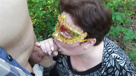 Premier Ext Rieur De Bbw Russe Pipe Dans La For T Et En Voiture Vid Os Porno Gratuites Youporn