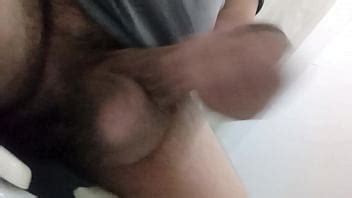 Mis Huevos Rebotan Mientras Me Masturbo XVIDEOS