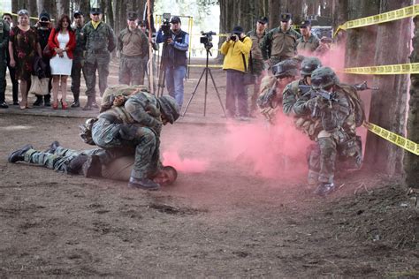 Escuela De Infanter A Del Ej Rcito Curso De Combate Urbano