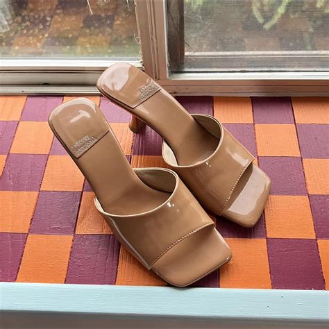 Size 7 5 Jeffrey Campbell Nude Patent Square Toe Depop