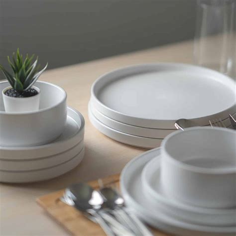 everyday dinnerware set oekenhem