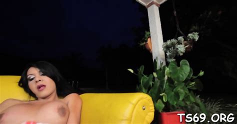 Lustful Latin Shemale Angee Conty Enjoys Deep Ass Bang