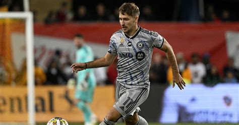 La Drástica Decisión Que Tomó La Mls Con El Futbolista Argentino Que Se Tomó A Golpes De Puño En