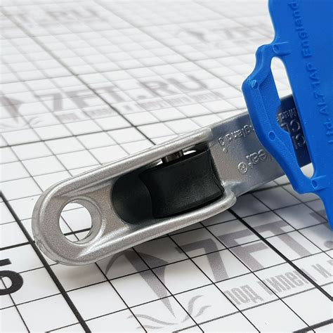 Стопор щелевой для трапеций Clamcleat CL253 для троса Ø4-8мм с ...
