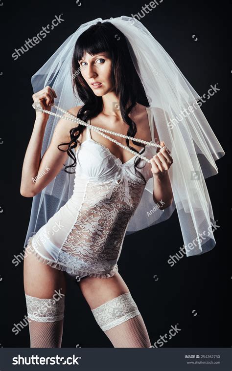 Sexy Beautiful Nude Bride Veil White Stock Photo 254262730 Shutterstock