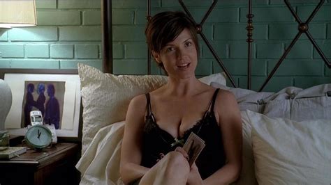 Zoe McLellan Nude Pics Page
