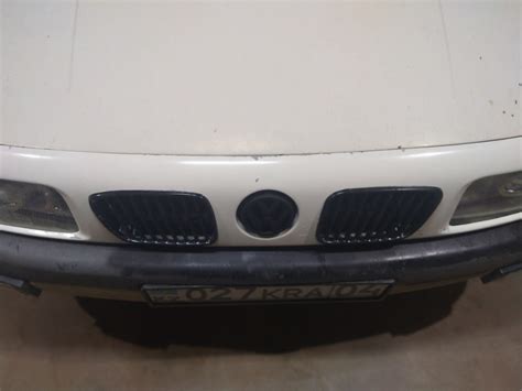 Решетки BMW (ноздри) на Passat B3 — Volkswagen Passat B3, 1,8 л, 1990 ...